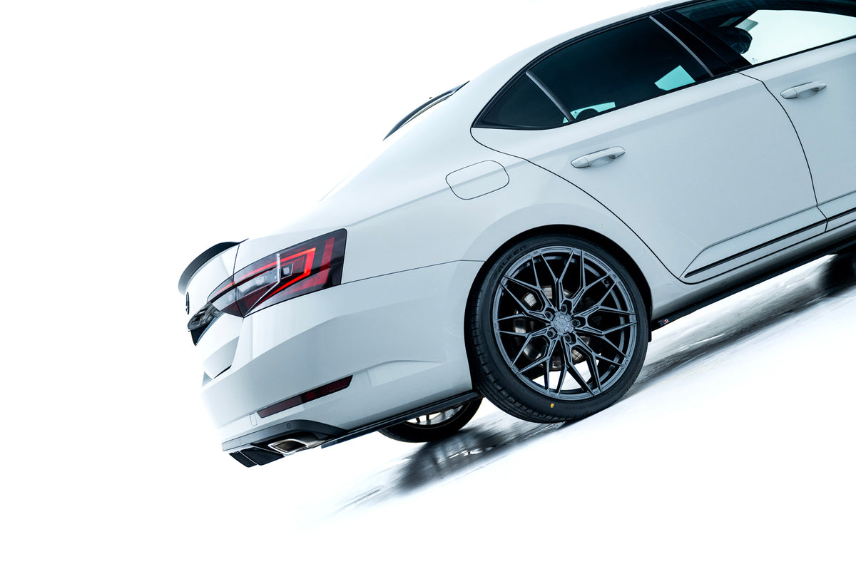 Alu kola Skoda Superb Japan Racing JR46 Hyper Gray