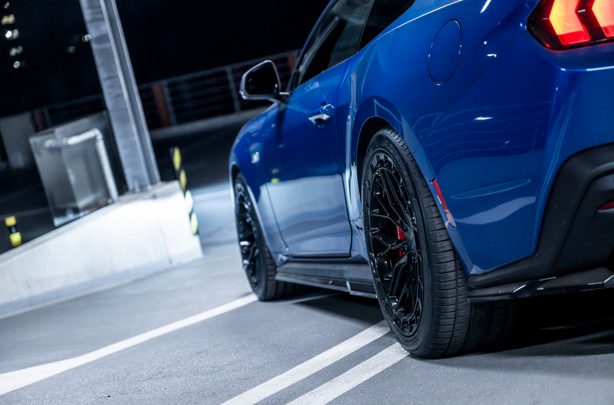Alu kola Ford Mustang Japan Racing JR48 Gloss Black