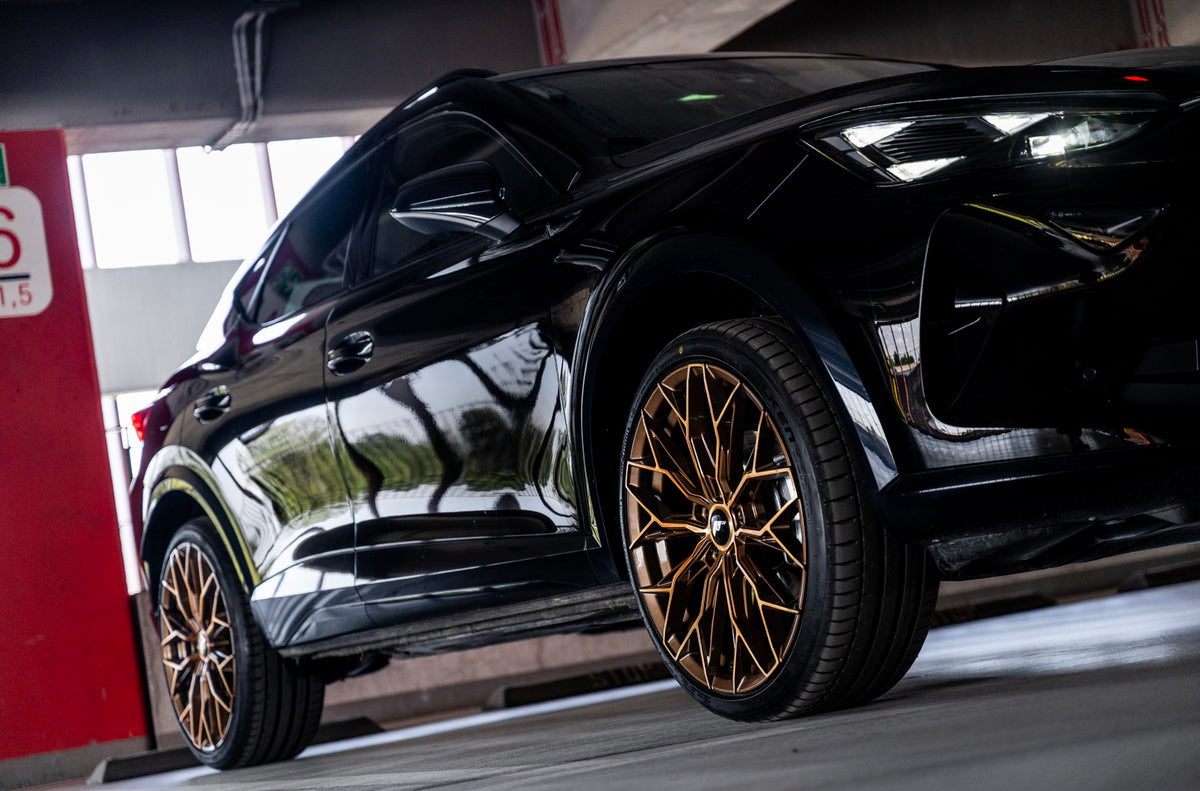 Alu kola Cupra Formentor Japan Racing JR49 Platinum Bronze