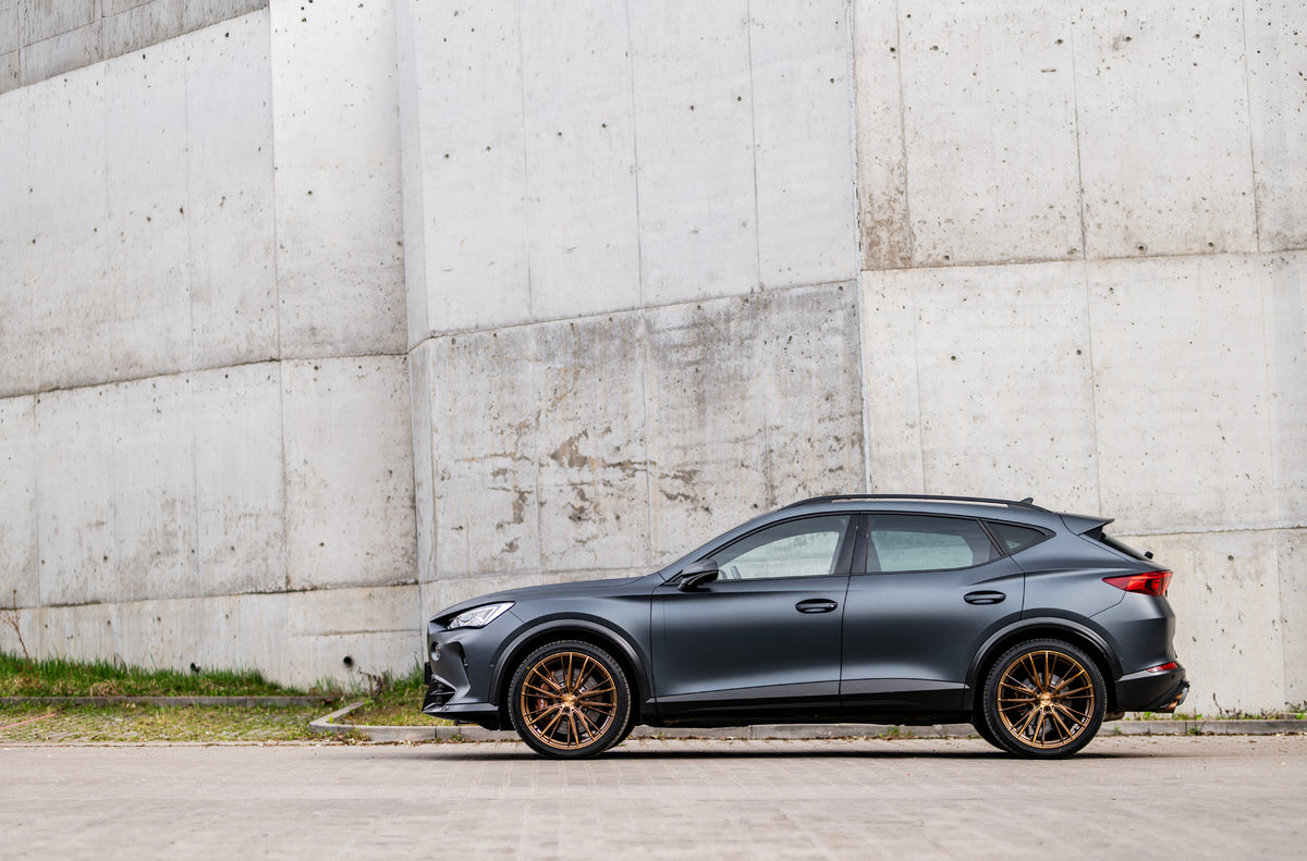 Alu kola Cupra Formentor Japan Racing JR52 Platinum Bronze