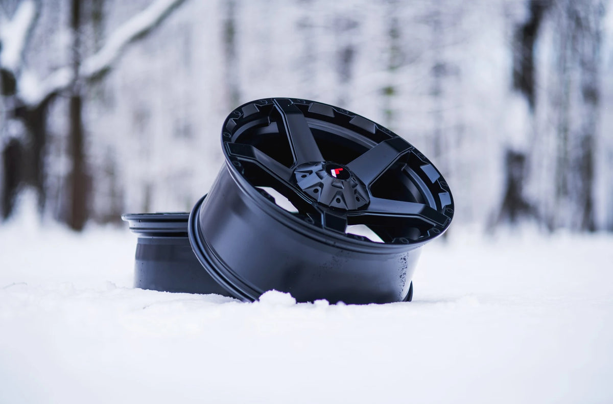 Alu kola Japan Racing JRX5 Matt Black