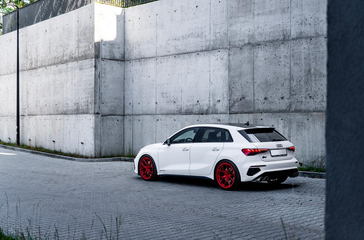 Alu kola Audi A3 / S3 / RS3 Japan Racing SL01 Gloss Candy Apple Red