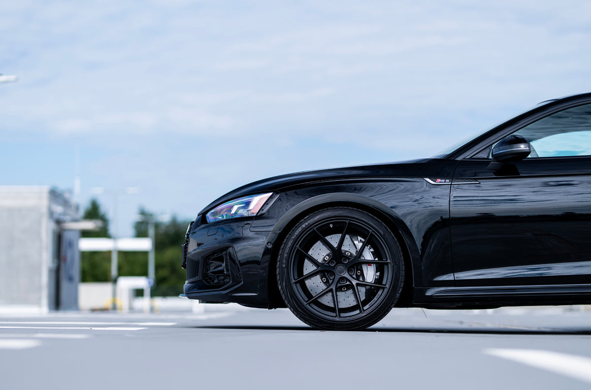 Alu kola Audi A5 / S5 / RS5 Japan Racing SL01 Matt Black