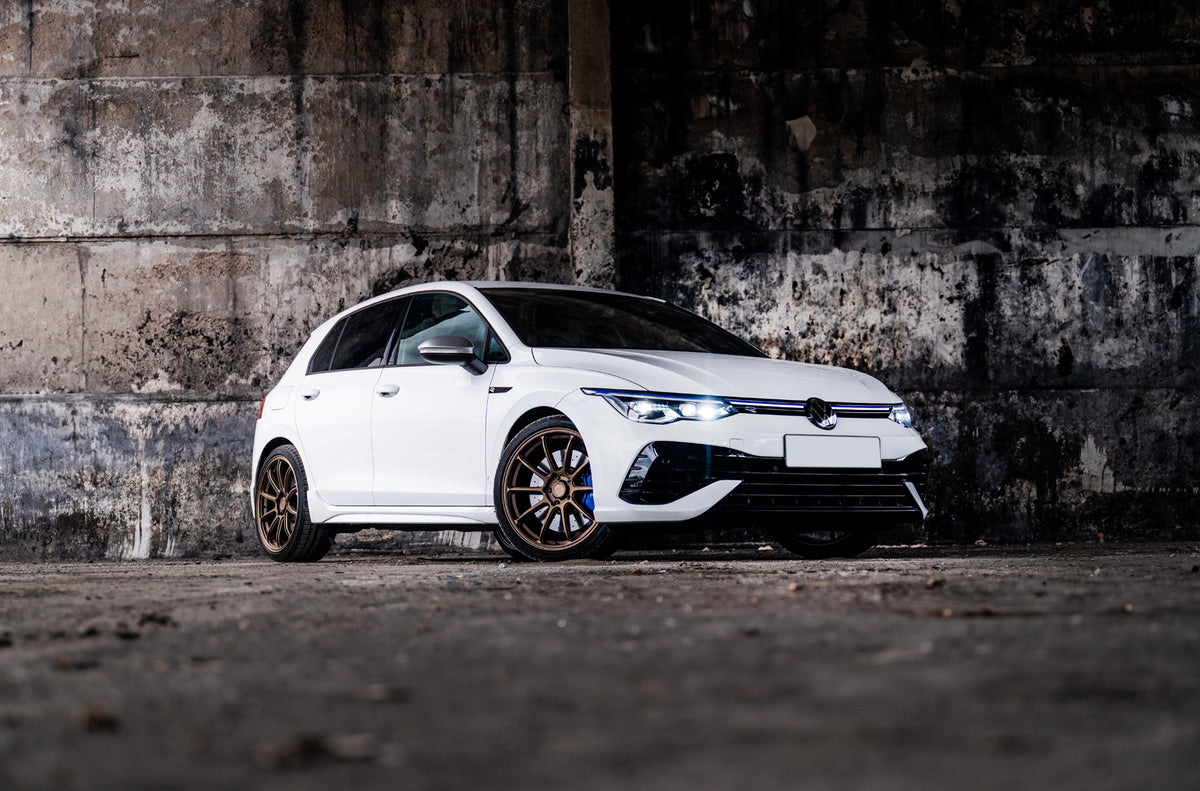 Volkswagen Golf / R / GTI