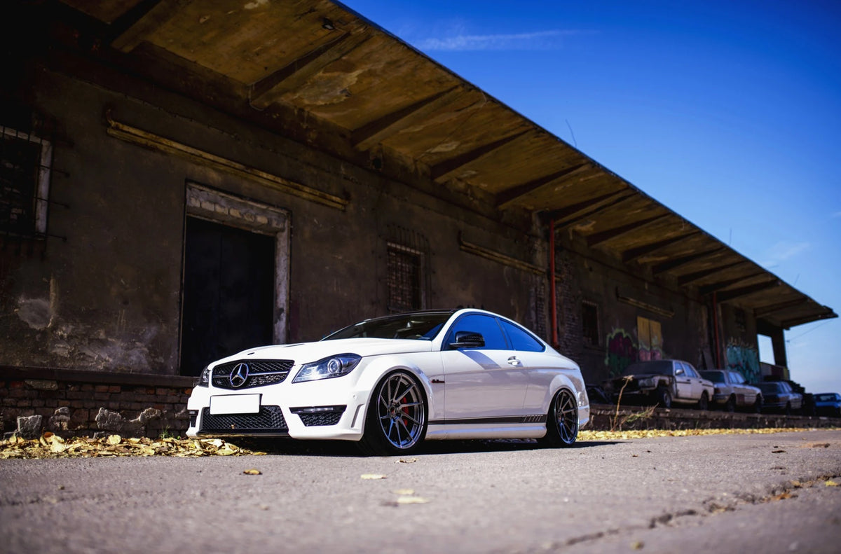Alu kola Mercedes Benz C Class C43 C63 Japan Racing JR36 Hyper Black