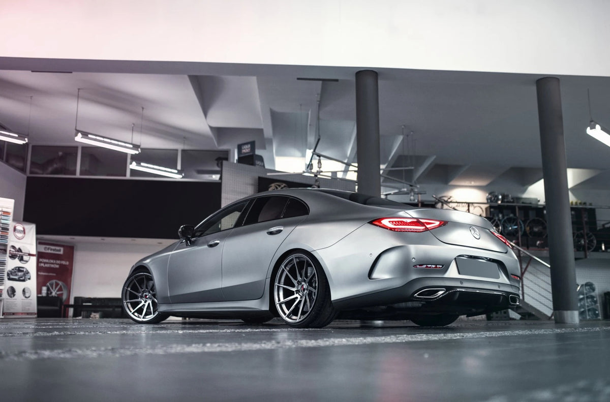 Alu kola Mercedes Benz CLS Japan Racing JR36 Hyper Black