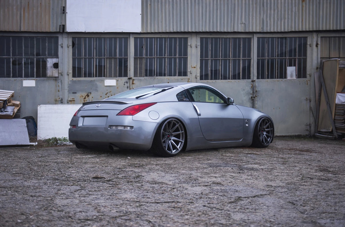 Alu kola Nissan 350Z Japan Racing JR11 Hyper Black