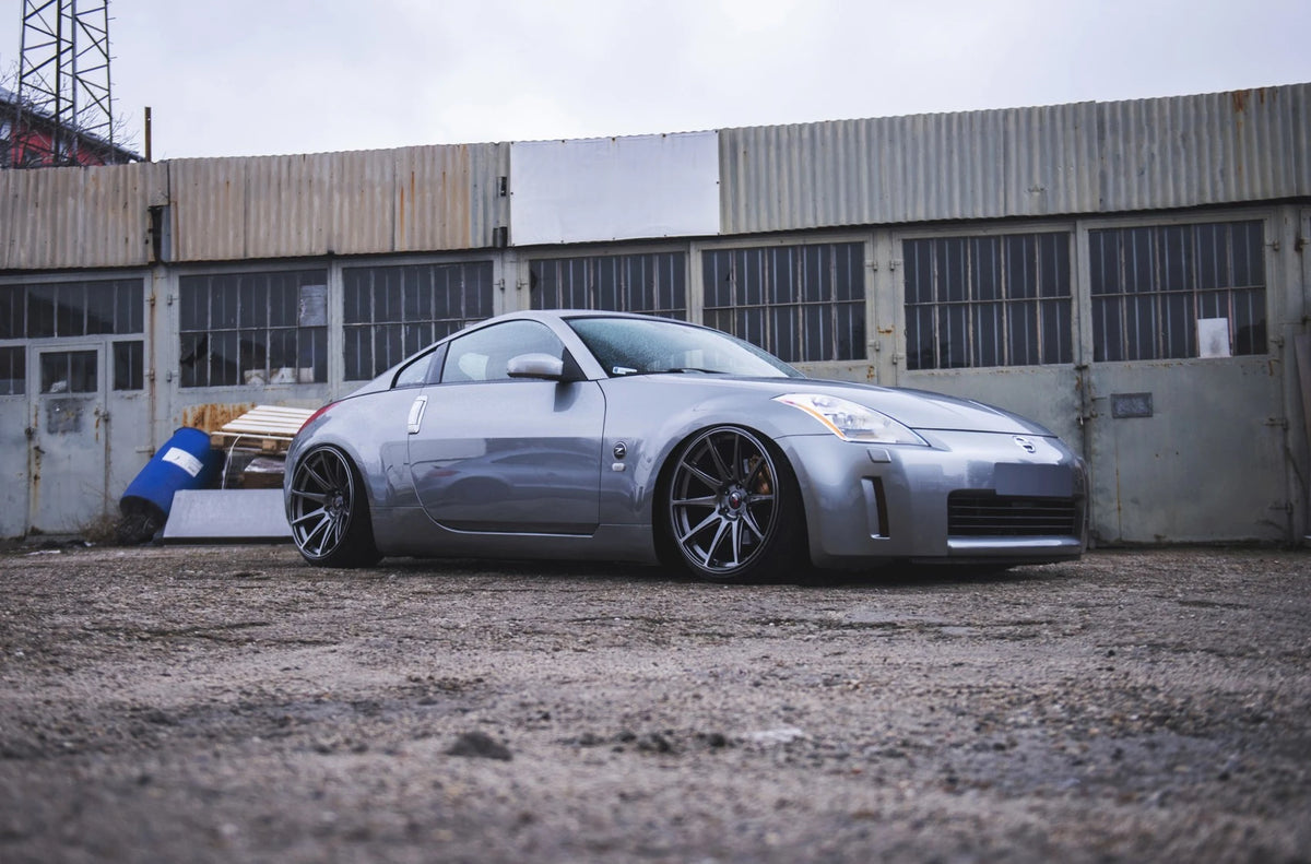 Alu kola Nissan 350Z Japan Racing JR11 Hyper Black