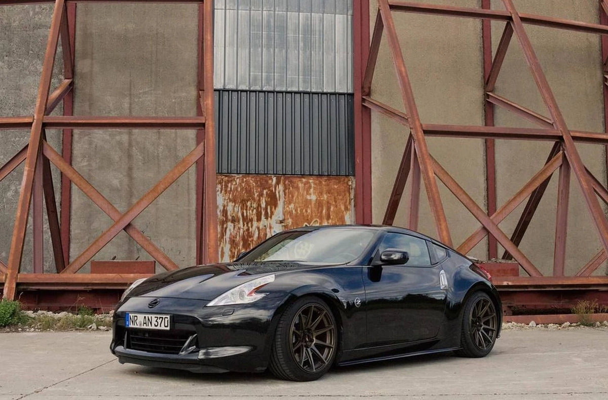 Alu kola Nissan 370Z Japan Racing JR11 Hyper Black