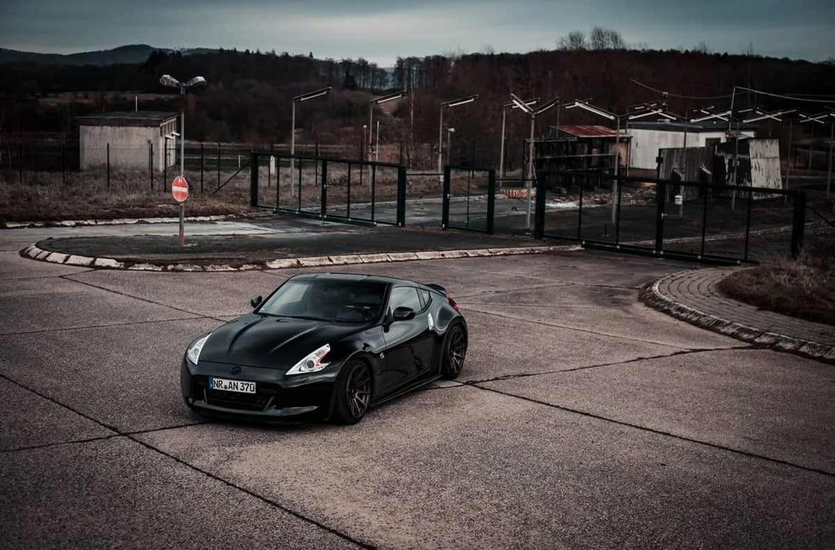 Alu kola Nissan 370Z Japan Racing JR11 Hyper Black