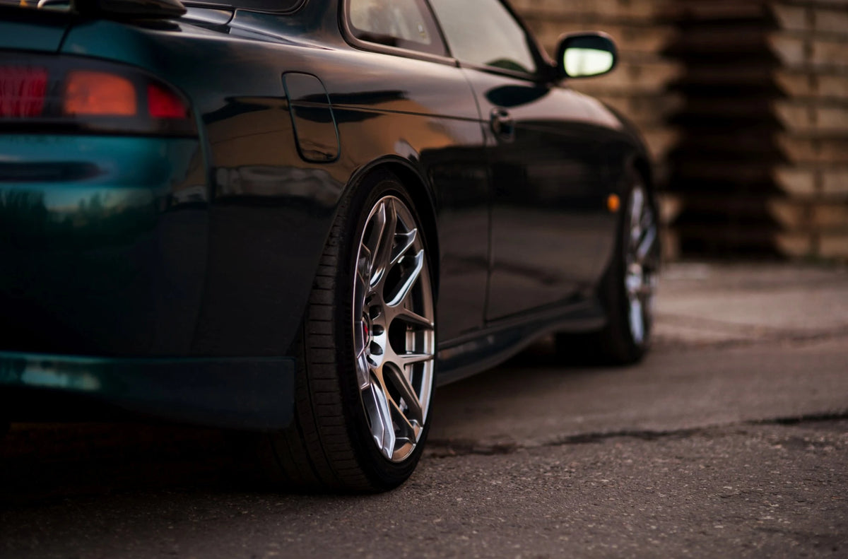 Alu kola Nissan S14 Japan Racing JR18 Hyper Black