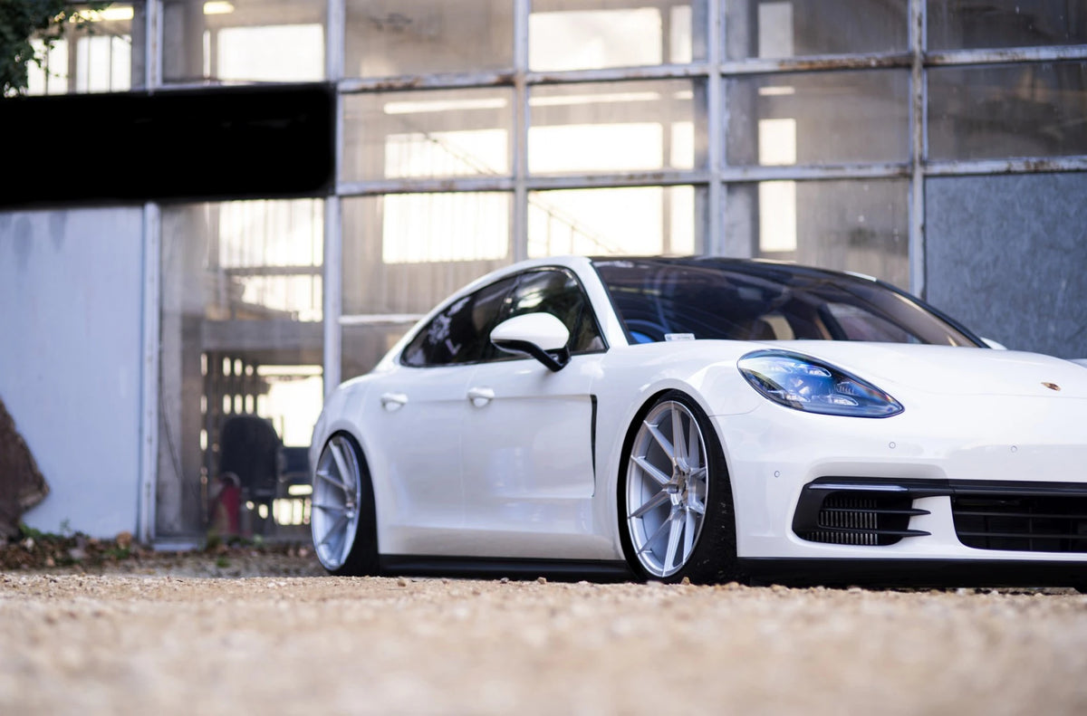 Alu kola Porsche Panamera Japan Racing JR30 Silver Machined Face