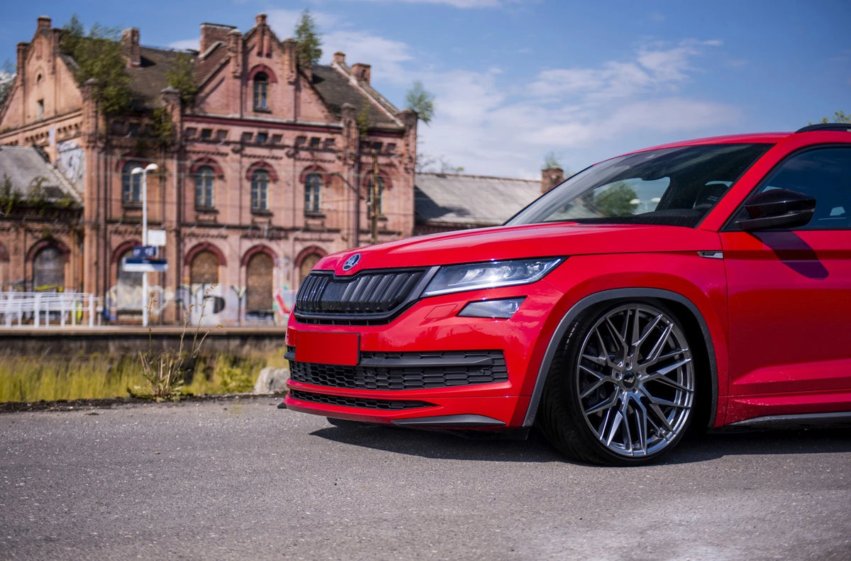 Alu kola Skoda Kodiaq Japan Racing JR28 Hyper Black