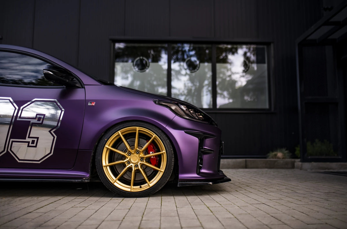 Cerchi in lega Japan Racing SL-02 8x18 5x112 ET35 72.6 Oro