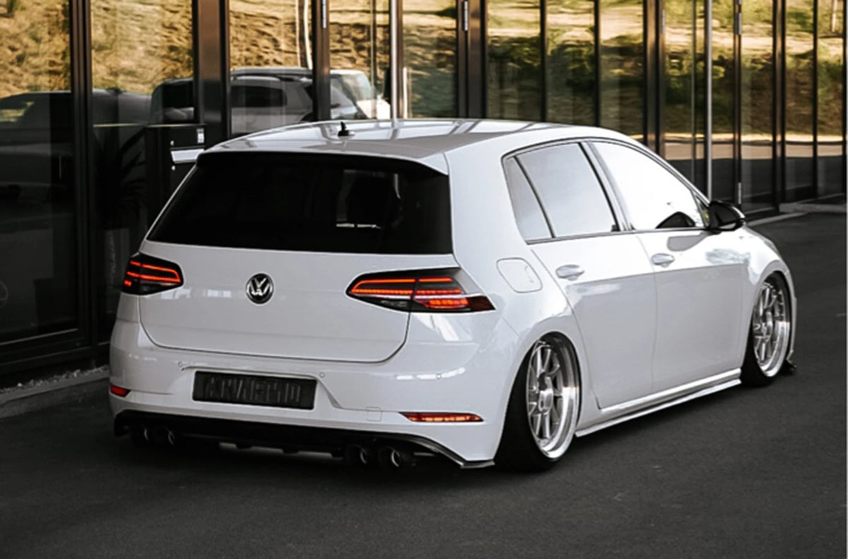 Volkswagen Golf R GTI