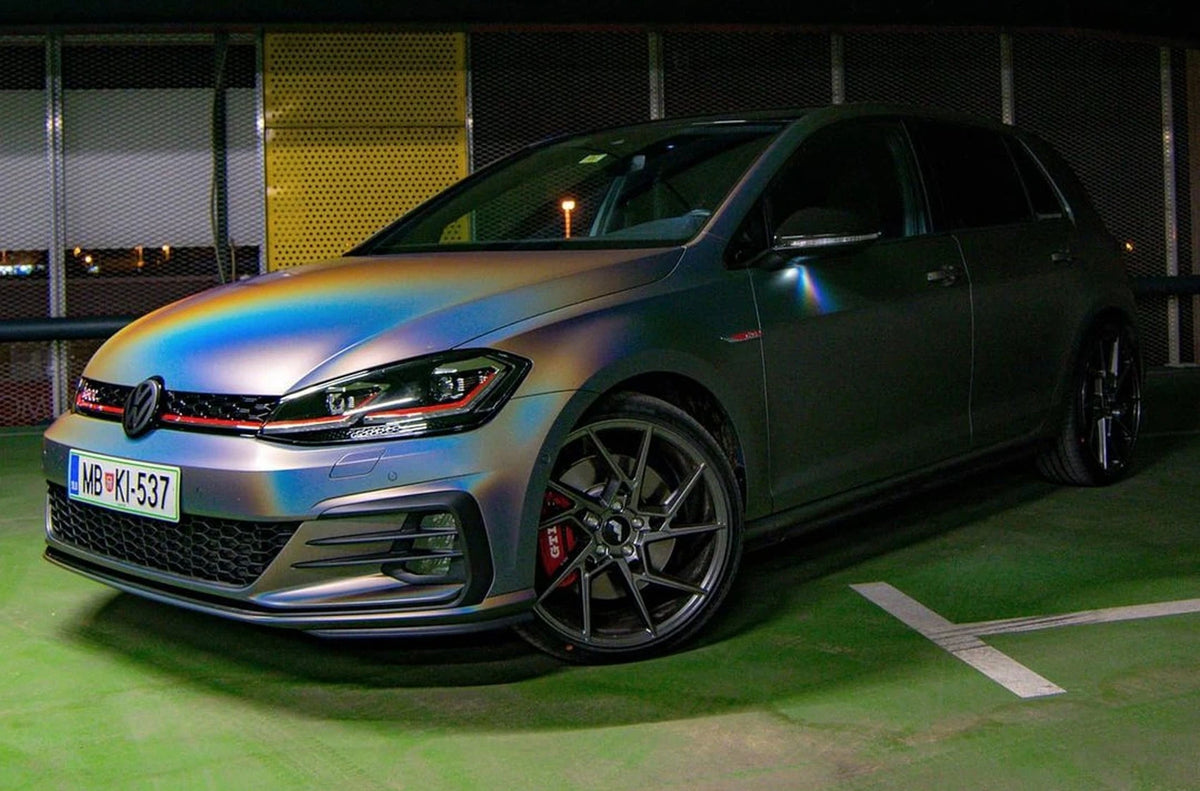 Alu kola Volkswagen Golf R GTI Japan Racing JR33 Hyper Black