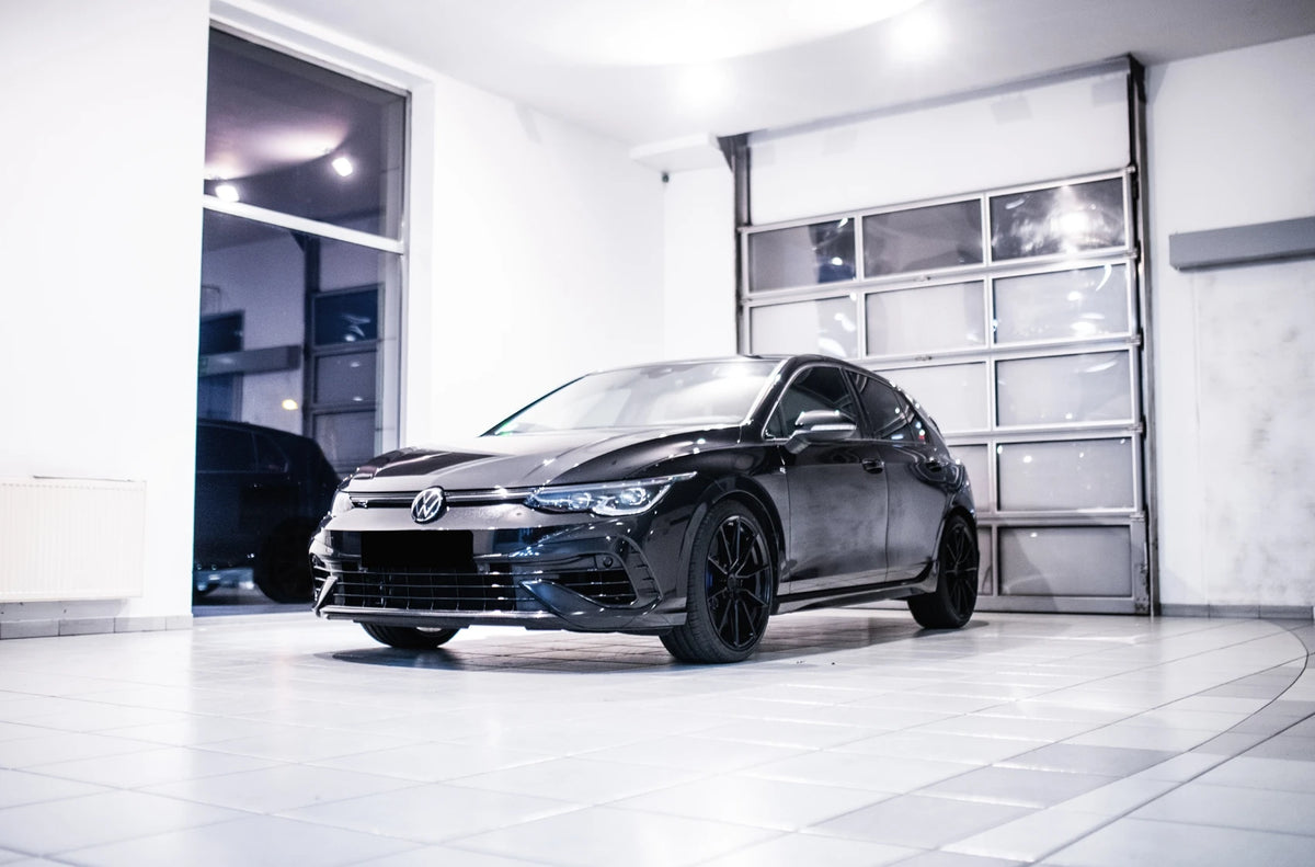 Volkswagen Golf R GTI