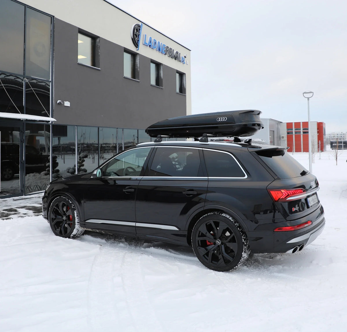 Alu kola pro Audi B1637 9x20 5x112 ET30 66.6 Black | Wheelsup.cz