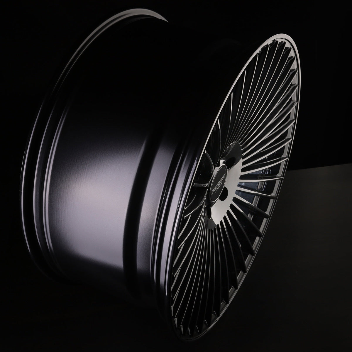 Alu kola Forzza Cosmo 8.5x20 5x112 ET25 66.56 černá – detail 6