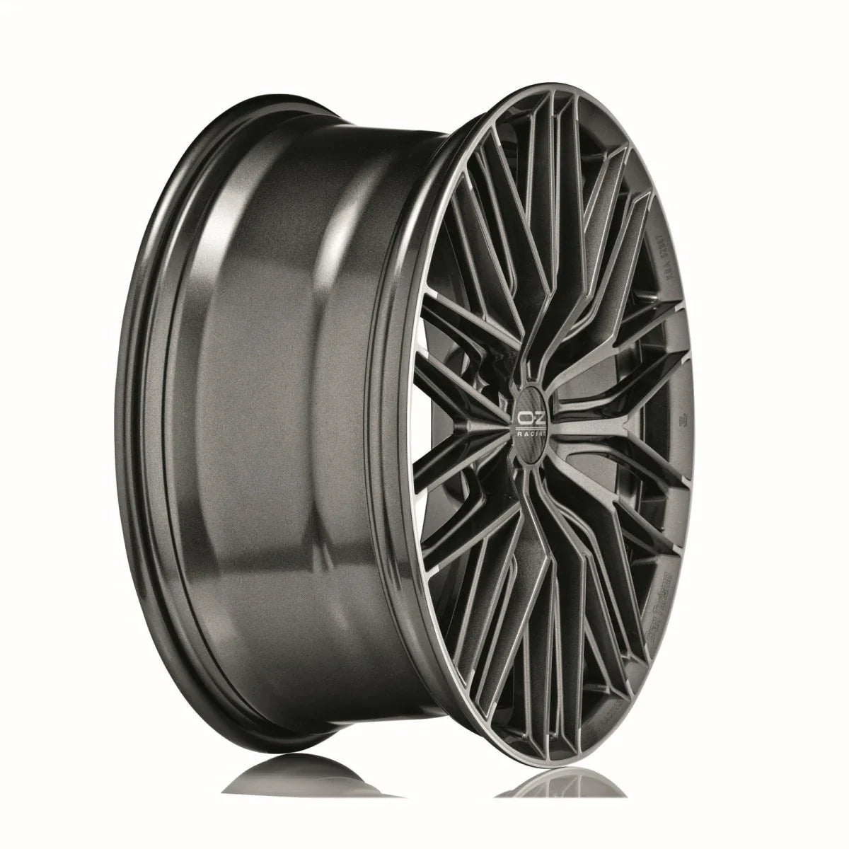 Alu kola OZ GRAN TURISMO HLT 8.5x20 5x112 ET40 Star Graphite Diamond Lip