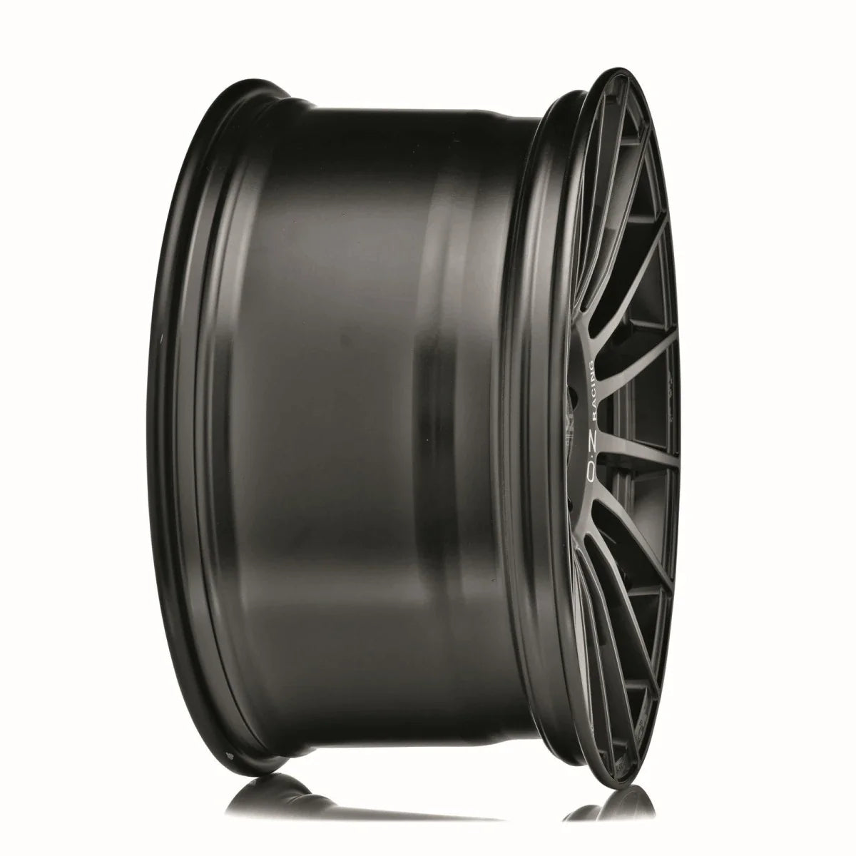 Alu kola OZ SUPERTURISMO LM 7.5x17 4x100 ET35 Matt Black Silver Lettering