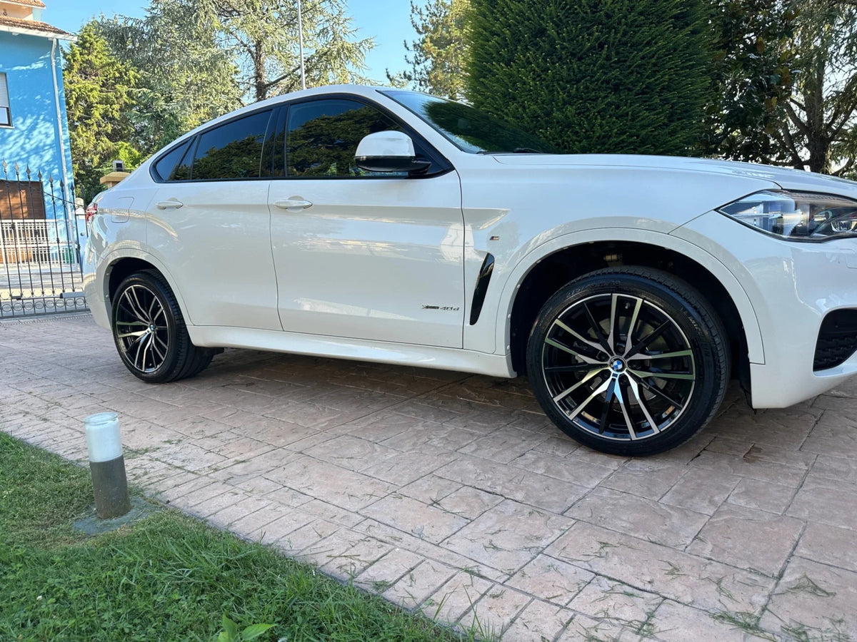 Alu kola pro BMW H0324 10.5x22 5x112 ET43 66.6 černá – na voze 2