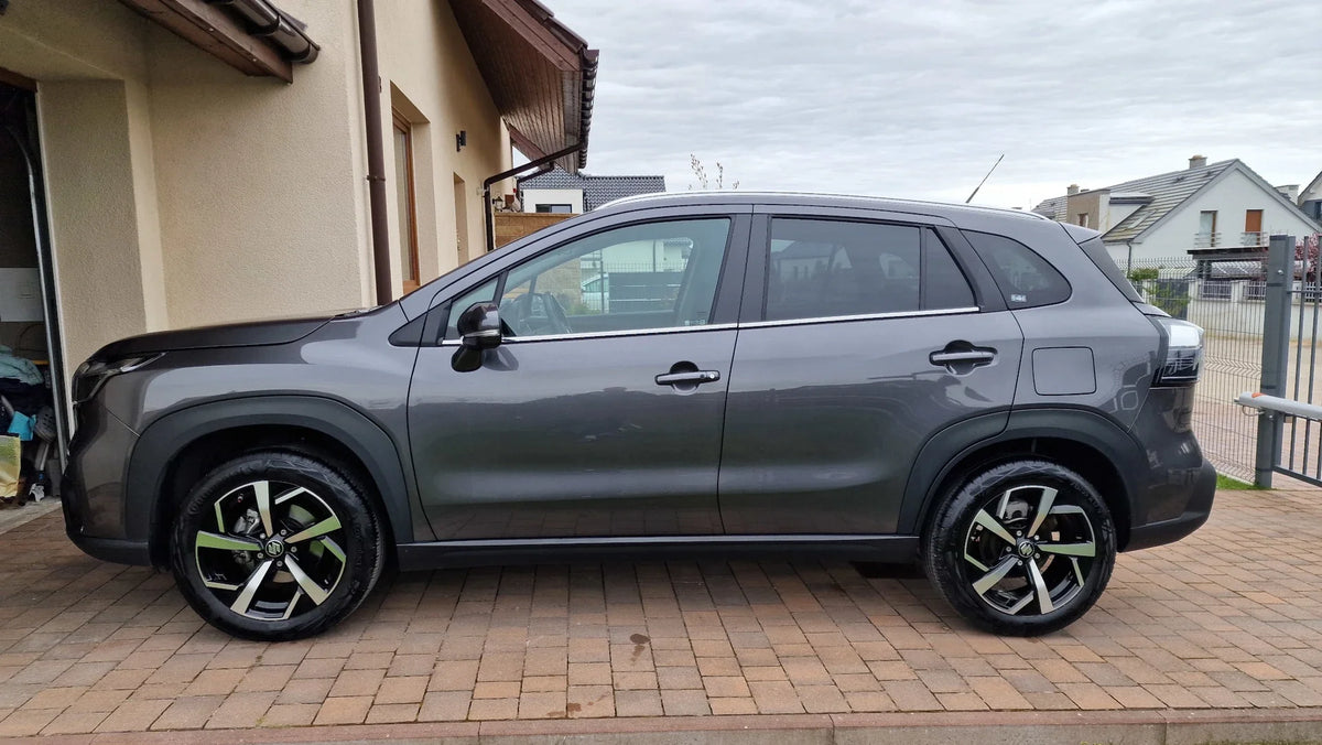 Alu kola pro Nissan XE173 7x17 5x114.3 ET40 66.1 černá – na voze 1