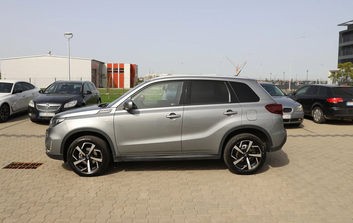 Alu kola pro Nissan XE173 7x17 5x114.3 ET40 66.1 černá – na voze 2