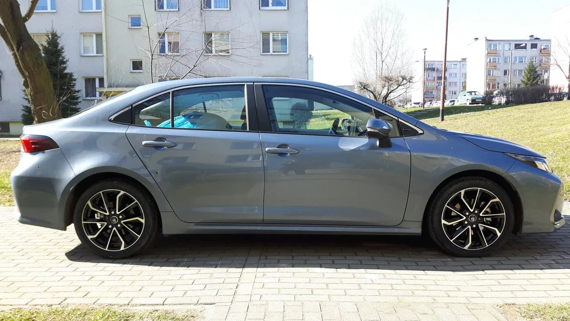 Alu kola pro Toyota B5463 8x18 5x114.3 ET40 60.1 černá – na voze 3