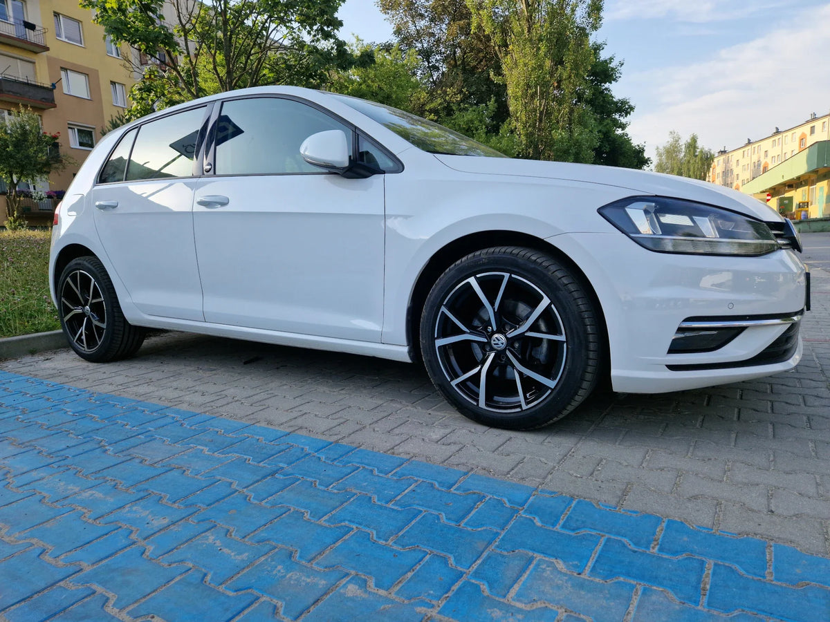 Alu kola pro Volkswagen B5801 8x19 5x112 ET28 66.6 černá – na voze 4