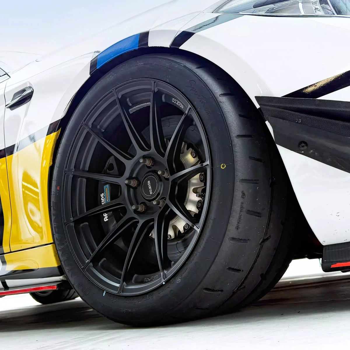 Alu kola SPARCO FF4 10x18 5x120 ET25 Matt Black – na voze 1