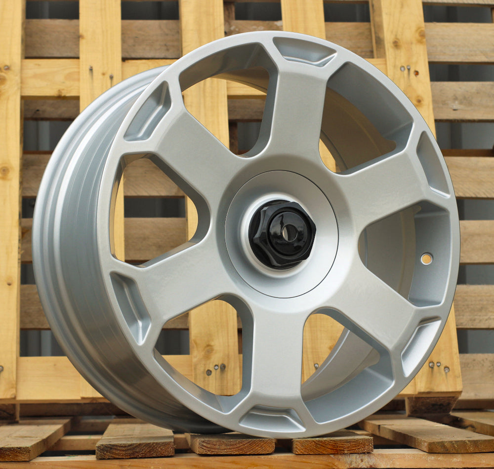 Alu kola pro Racing Line IN01025F 8x18 5x112 ET40 66.6 Silver Shining