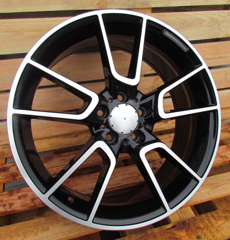 Alu kola pro Mercedes B5462 7.5x19 5x112 ET44 Black Polished