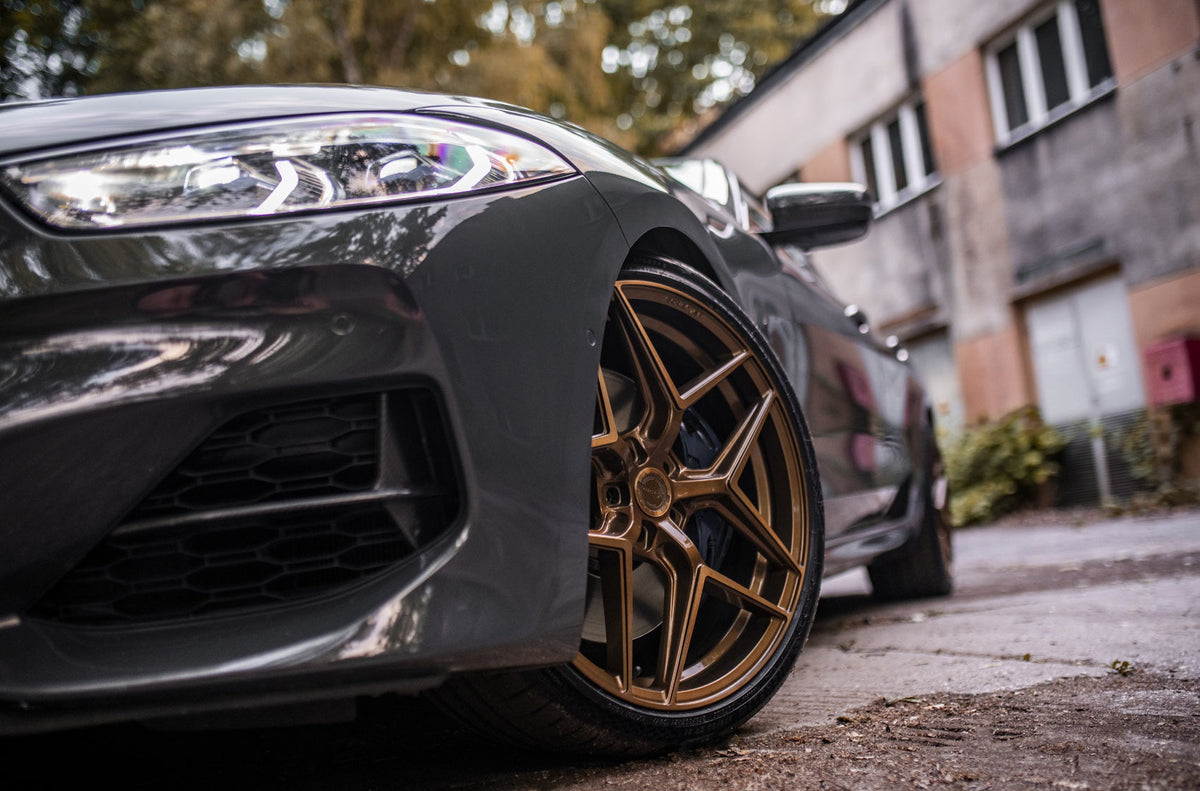 Alu kola Concaver CVR2 19x9 ET20-51 BLANK Brushed Bronze – na voze 2