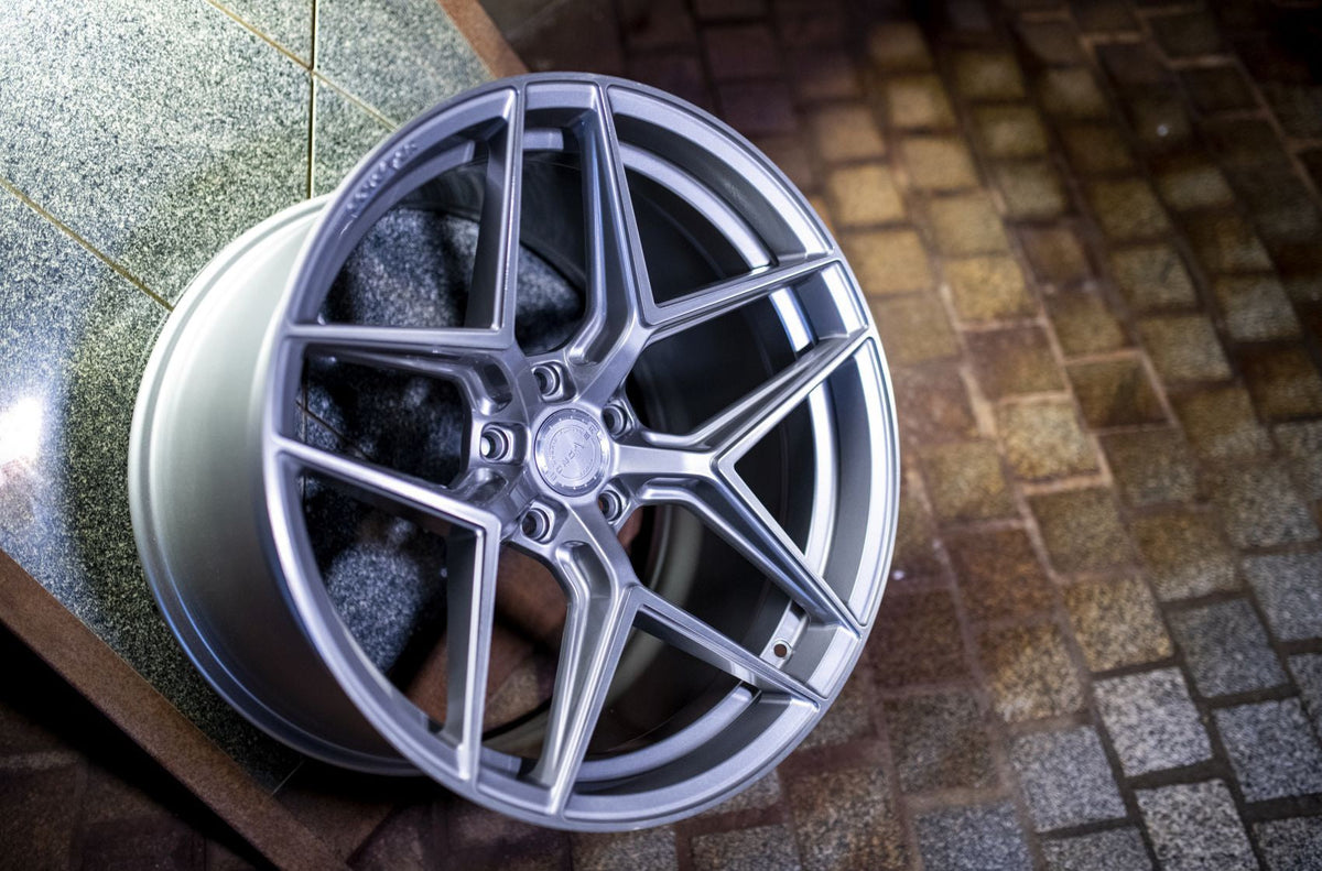 Alu kola Concaver CVR2 21x9,5 ET0-35 BLANK Brushed Titanium – detail 4