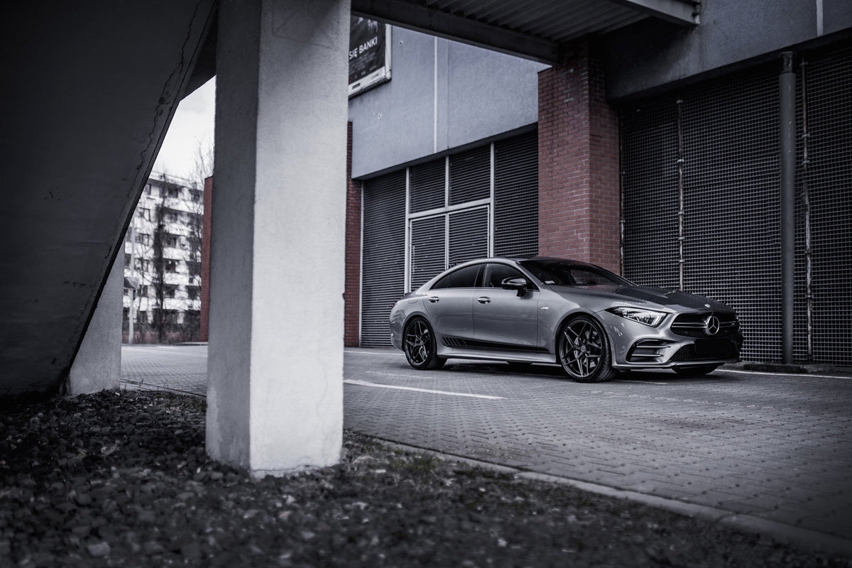 Alu kola Concaver CVR2 21x9,5 ET0-35 BLANK Carbon Graphite – na voze 4