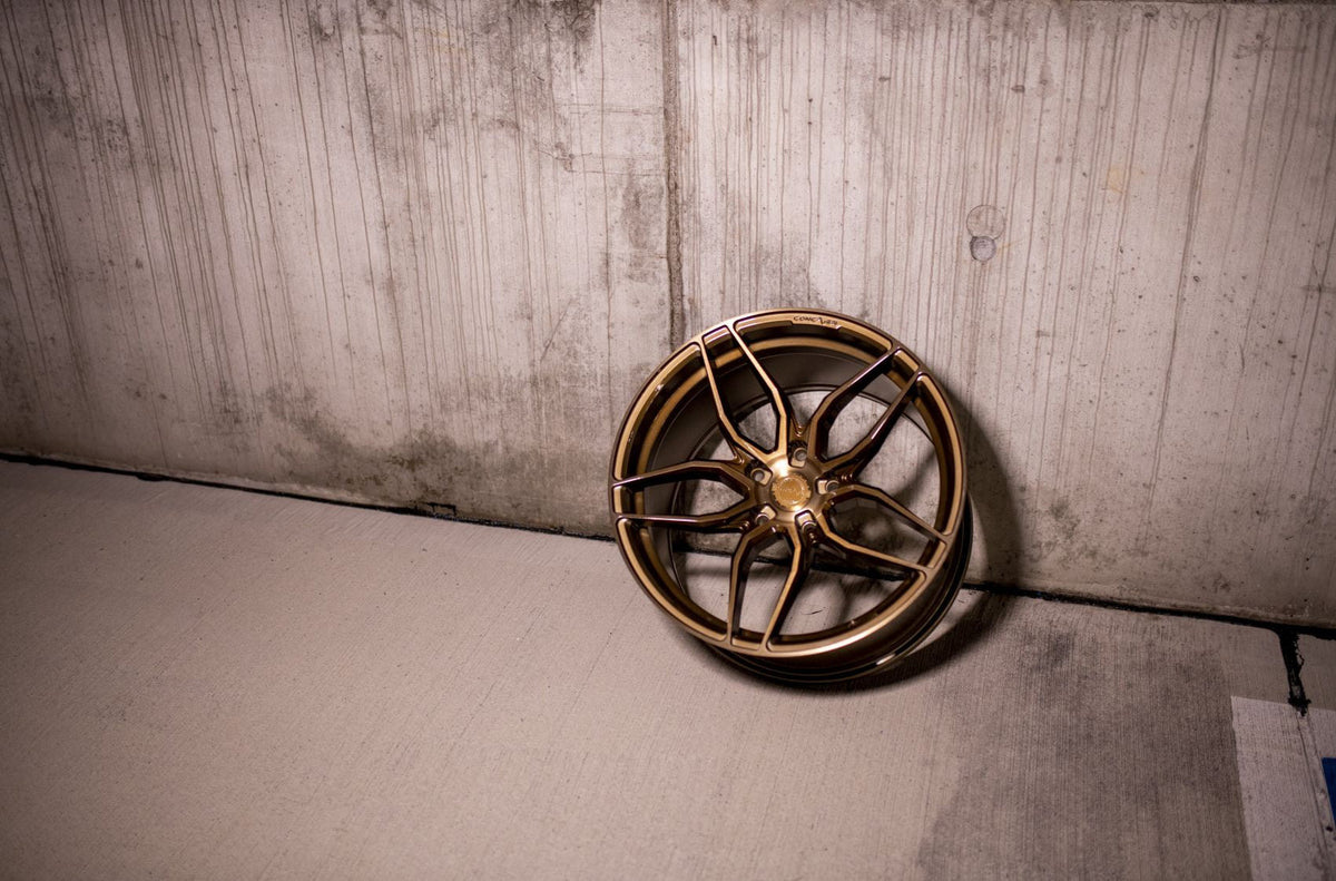 Alu kola Concaver CVR3 19x8,5 ET35 5x112 Brushed Bronze – detail 2