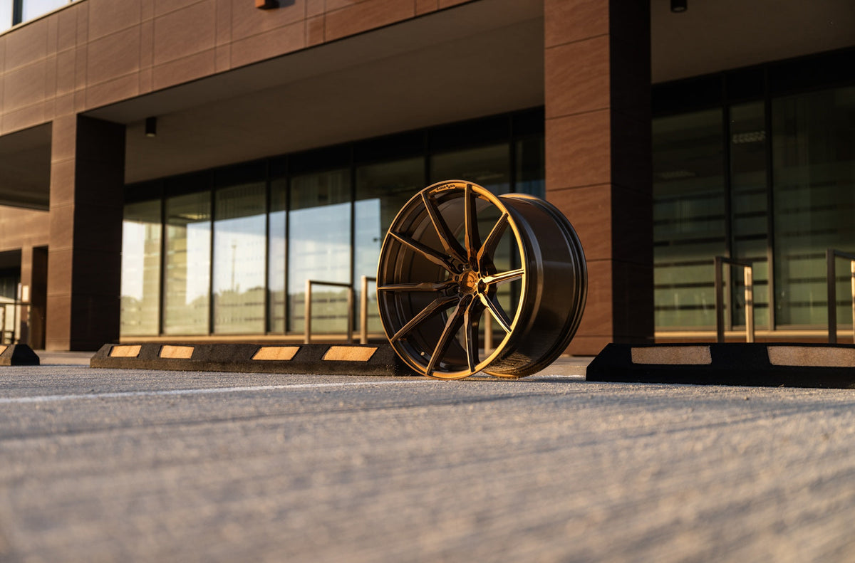 Alu kola Concaver CVR4 20x10,5 ET15-45 BLANK Brushed Bronze – detail 1