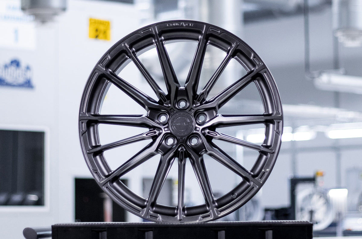 Alu kola Concaver CVR7 20x10,5 ET15-45 BLANK Carbon Graphite – detail 1