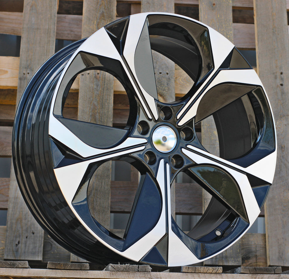 Alu kola pro Škoda IN3653F 8x20 5x112 ET41 57.1 Black Polished