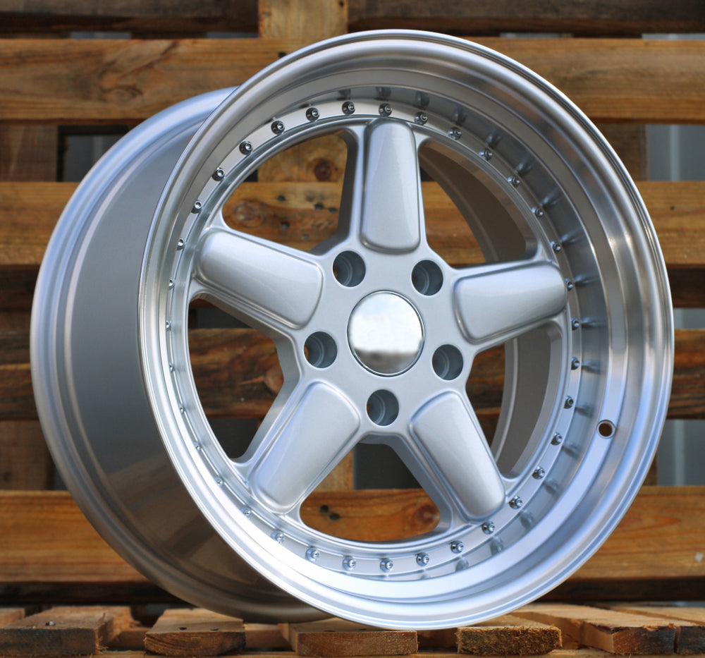 Alu kola pro BMW 7961R 9x17 5x120 ET25 74.1 Silver & Polished Lip