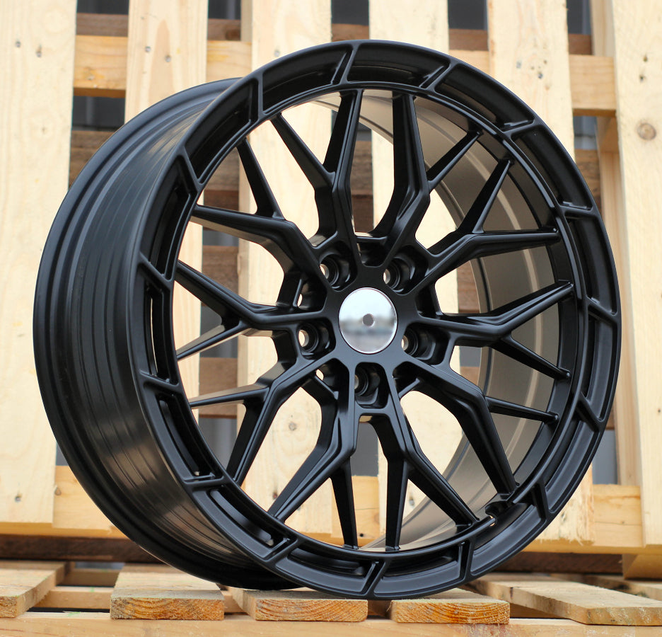 Alu kola Racing Line FBX384 8x18 5x112 ET38 66.6 Black Half Matt