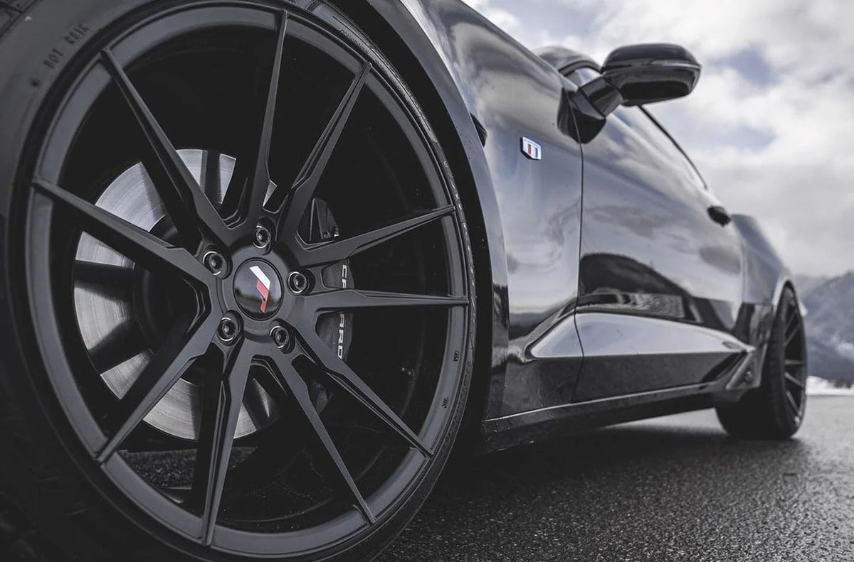 Alu kola Japan Racing JR21 19x9,5 ET40 5x120 Glossy Black – na voze 1