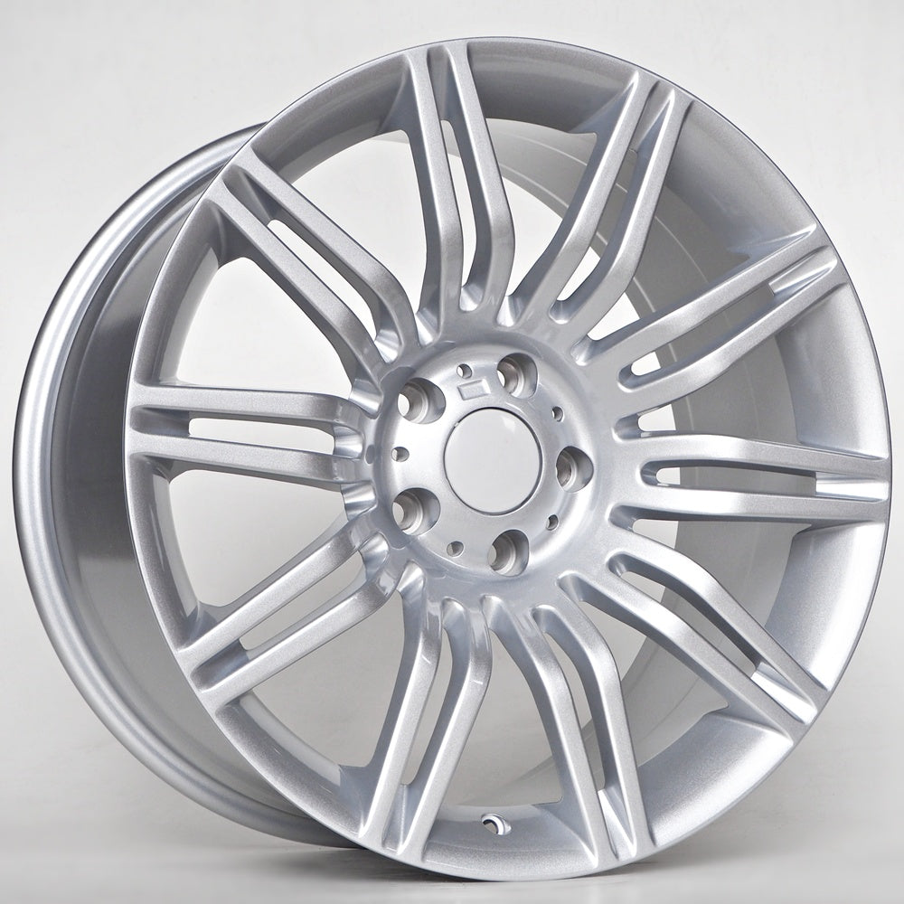 Alu kola pro BMW Member 8,5x19 5x120 ET18 72,6 Silver