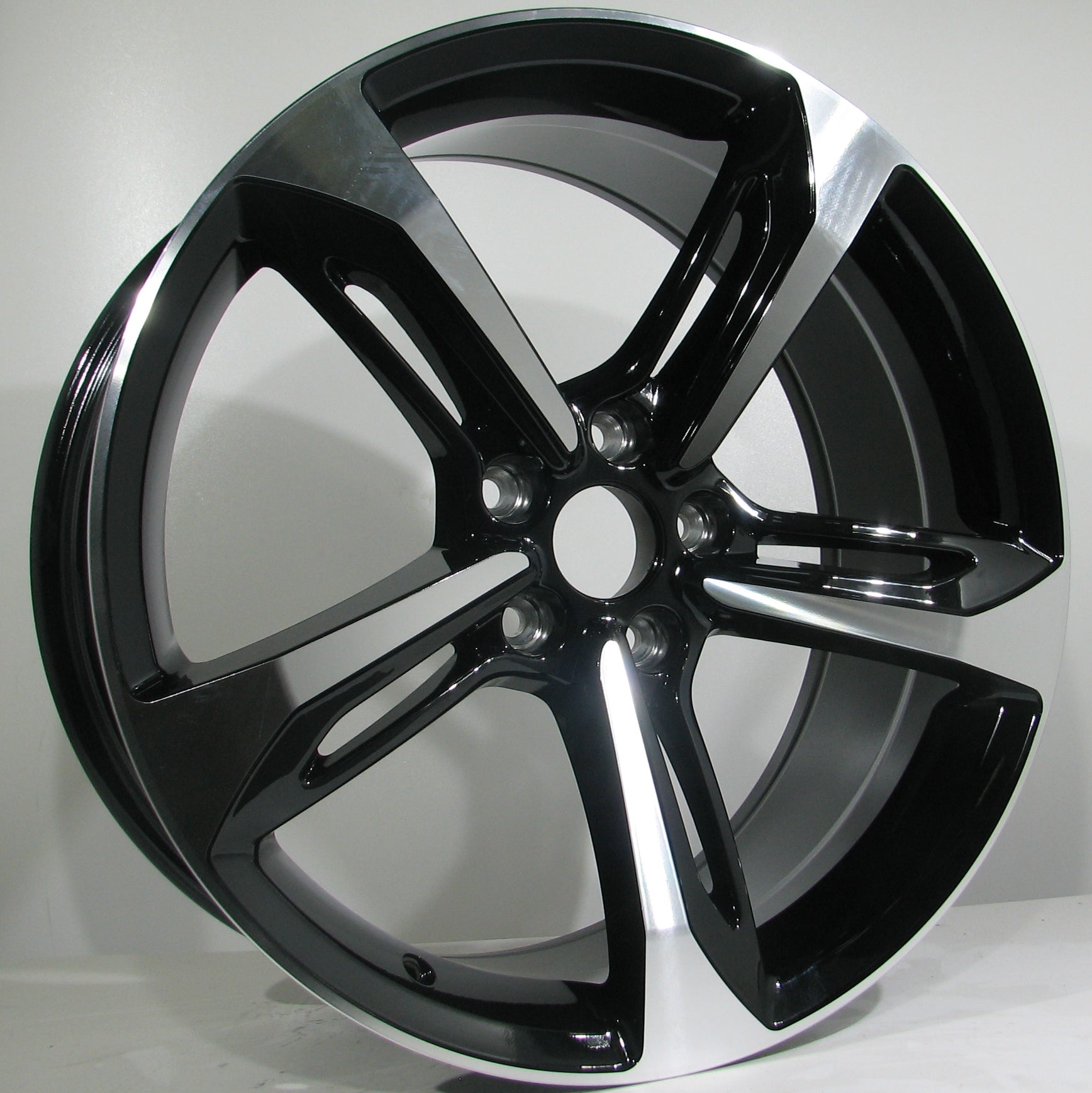 Alu kola Racing Line Odi 8,5x20 5x112 ET40 66,45 BFM