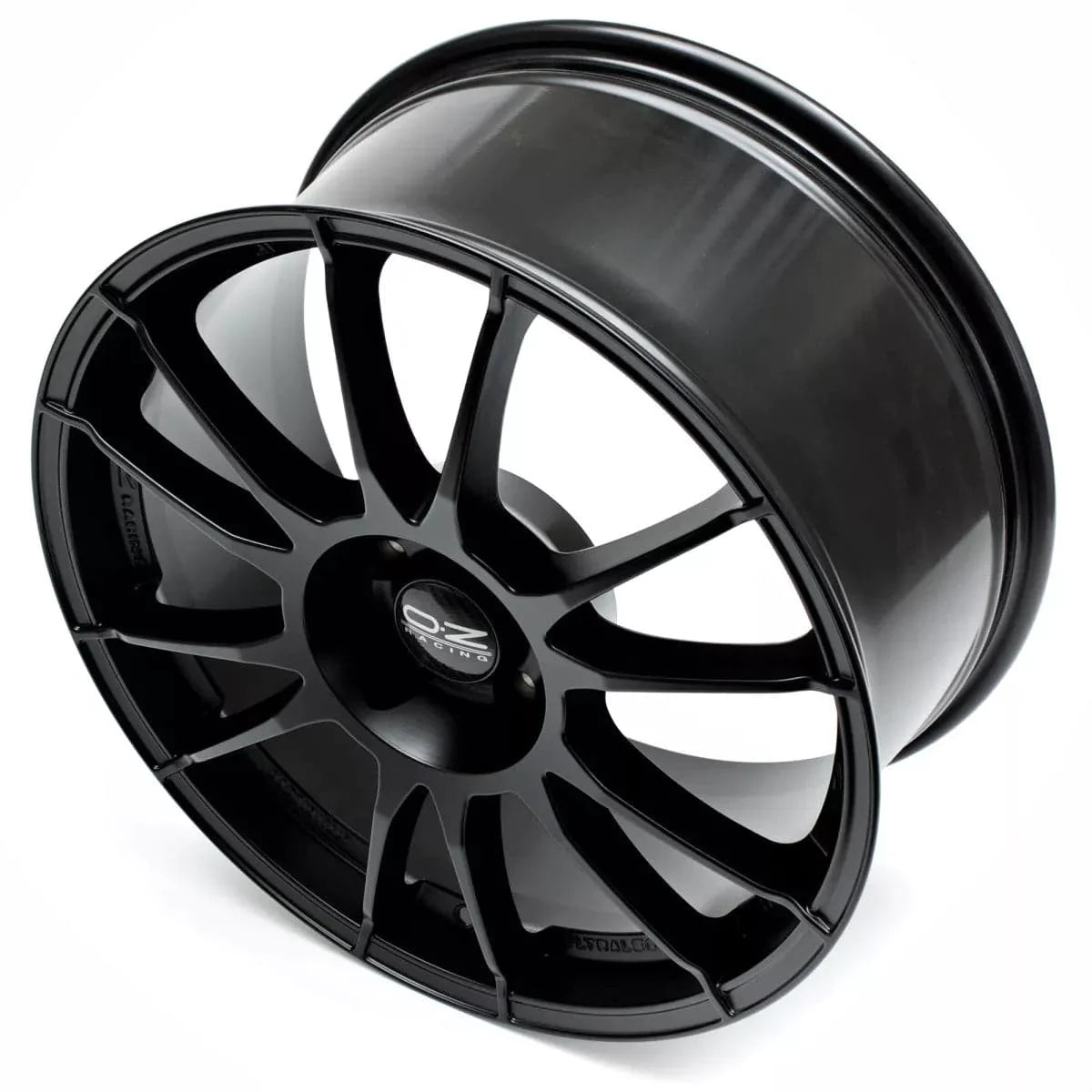 Alu kola OZ ULTRALEGGERA 7x18 4x100 ET38 68 stříbrná WheelsUp