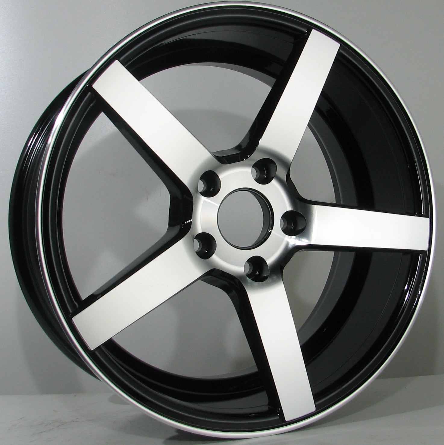 Alu kola Racing Line Vuelta 9,5x19 5x120 ET35 72,56 BmFM