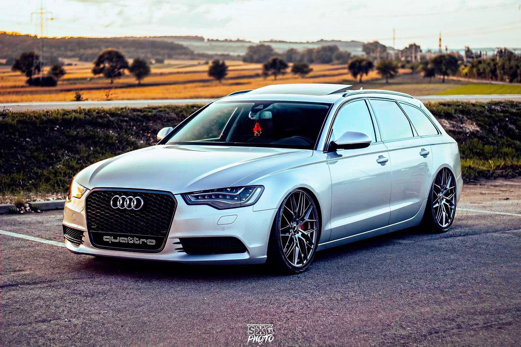 Alu kola Japan Racing JR28 19x8,5 ET40 5x108 Hyper Black WheelsUp