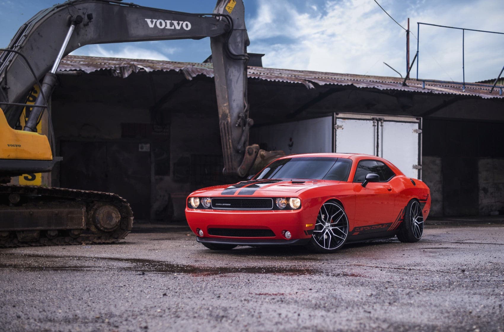 Alu kola Japan Racing JR28 18x7,5 ET40 4x100 Gloss Black Machined Face WheelsUp