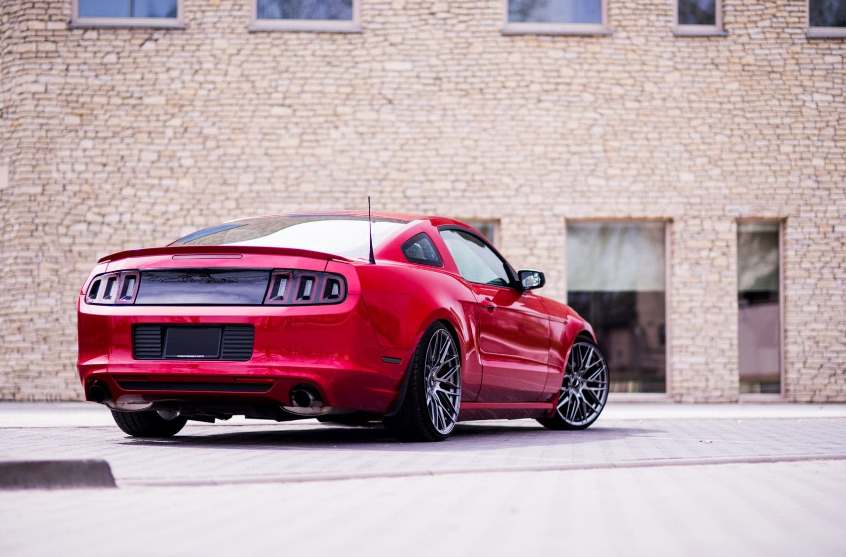 Alu kola Japan Racing JR28 22x10,5 ET15-50 5H BLANK Hyper Black WheelsUp